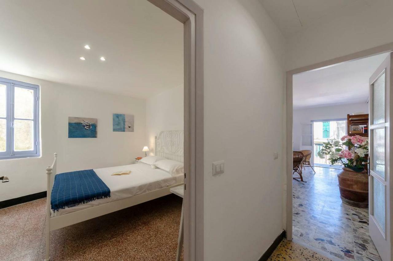 Joivy Spacious 2 Bedroom Apt With Terrace At The Heart Of The فيرناتْسا المظهر الخارجي الصورة