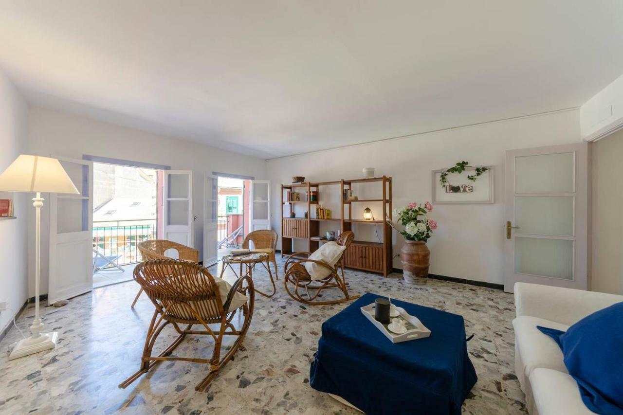 Joivy Spacious 2 Bedroom Apt With Terrace At The Heart Of The فيرناتْسا المظهر الخارجي الصورة